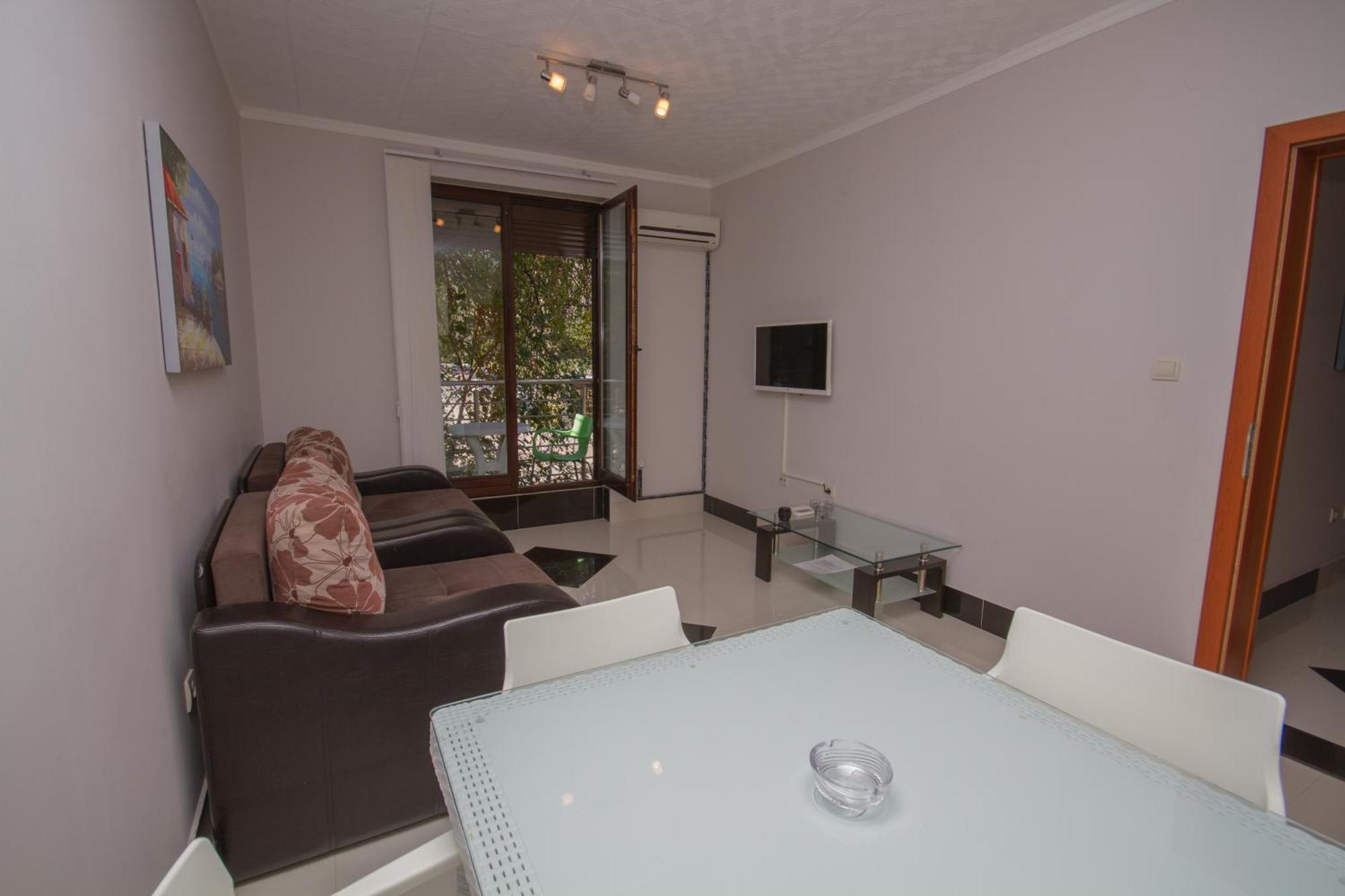 Apartmani Milena Herceg Novi Luaran gambar